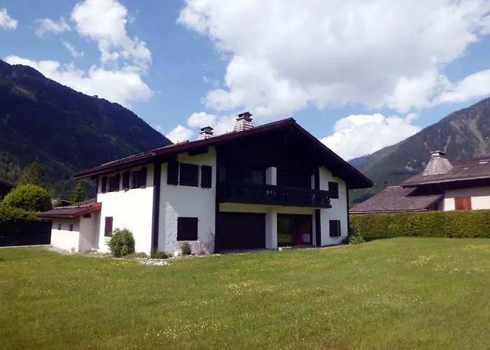 Apartment 3 Pieces Avec Terrasse, Parking, 6 Couchages - - Fr-1-517-38 Chamonix