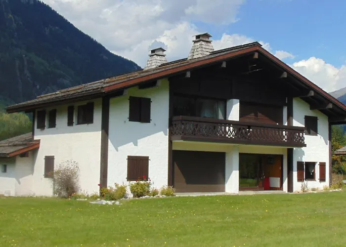 3 Pieces Avec Terrasse, Parking, 6 Couchages - - Fr-1-517-38 Apartment